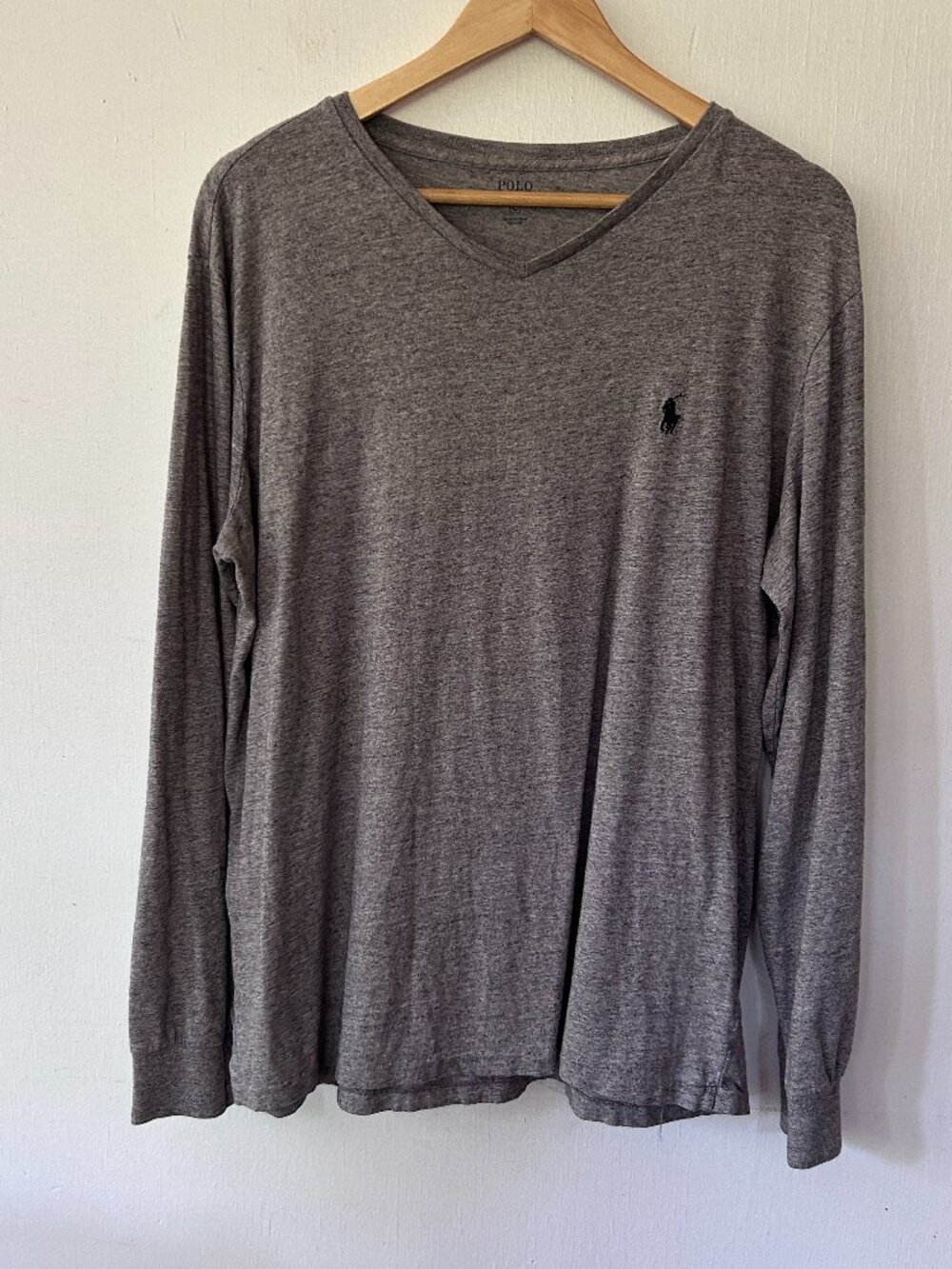 Polo Ralph Lauren Long Sleeve Tee Mens Large Gray V-neck Blue Horse Preppy